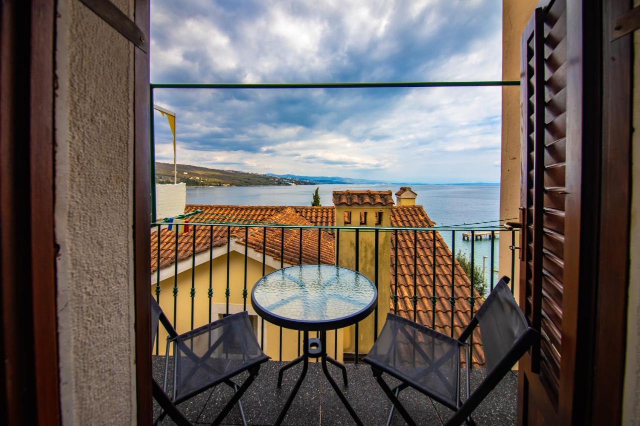Studio Apartment Kos**** Opatija Exterior foto